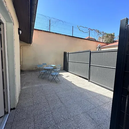 Apartman 03 T2 Immeuble Le Gd